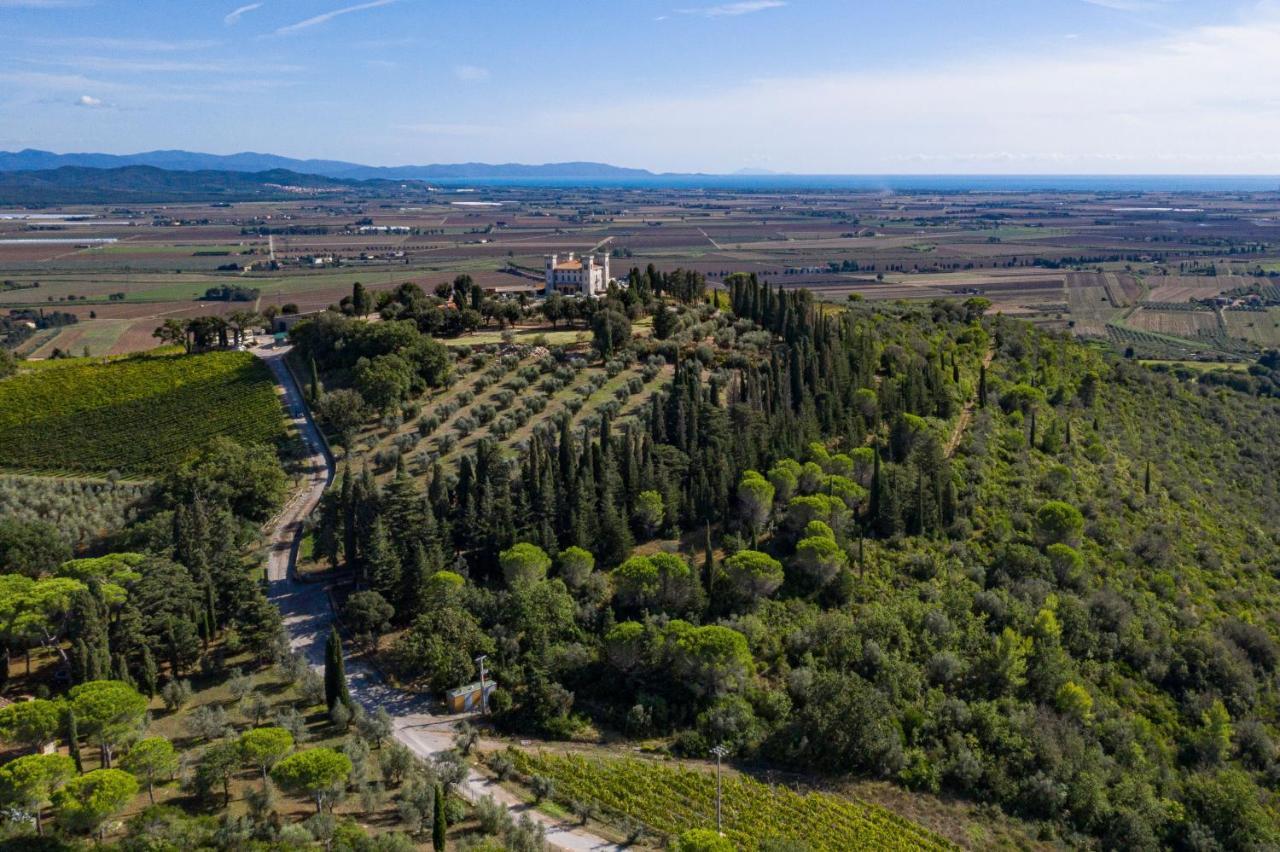 Castello Bonaria Wine & Spa Resort カンピーリア・マリッティマ エクステリア 写真