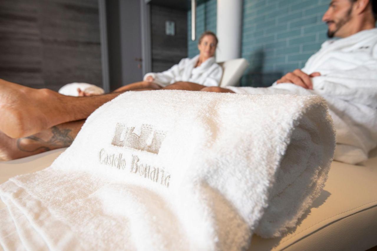 Castello Bonaria Wine & Spa Resort カンピーリア・マリッティマ エクステリア 写真