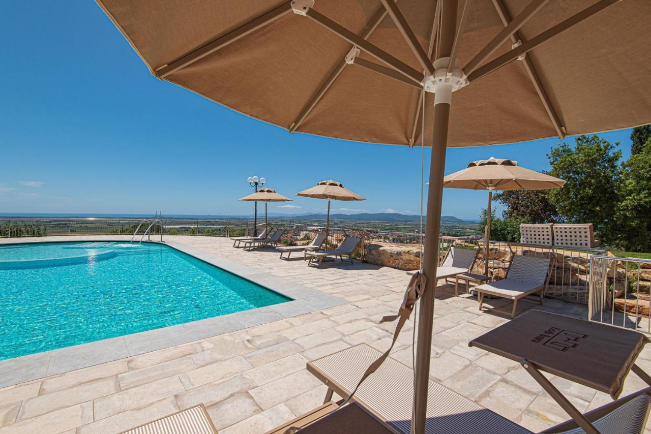 Castello Bonaria Wine & Spa Resort カンピーリア・マリッティマ エクステリア 写真