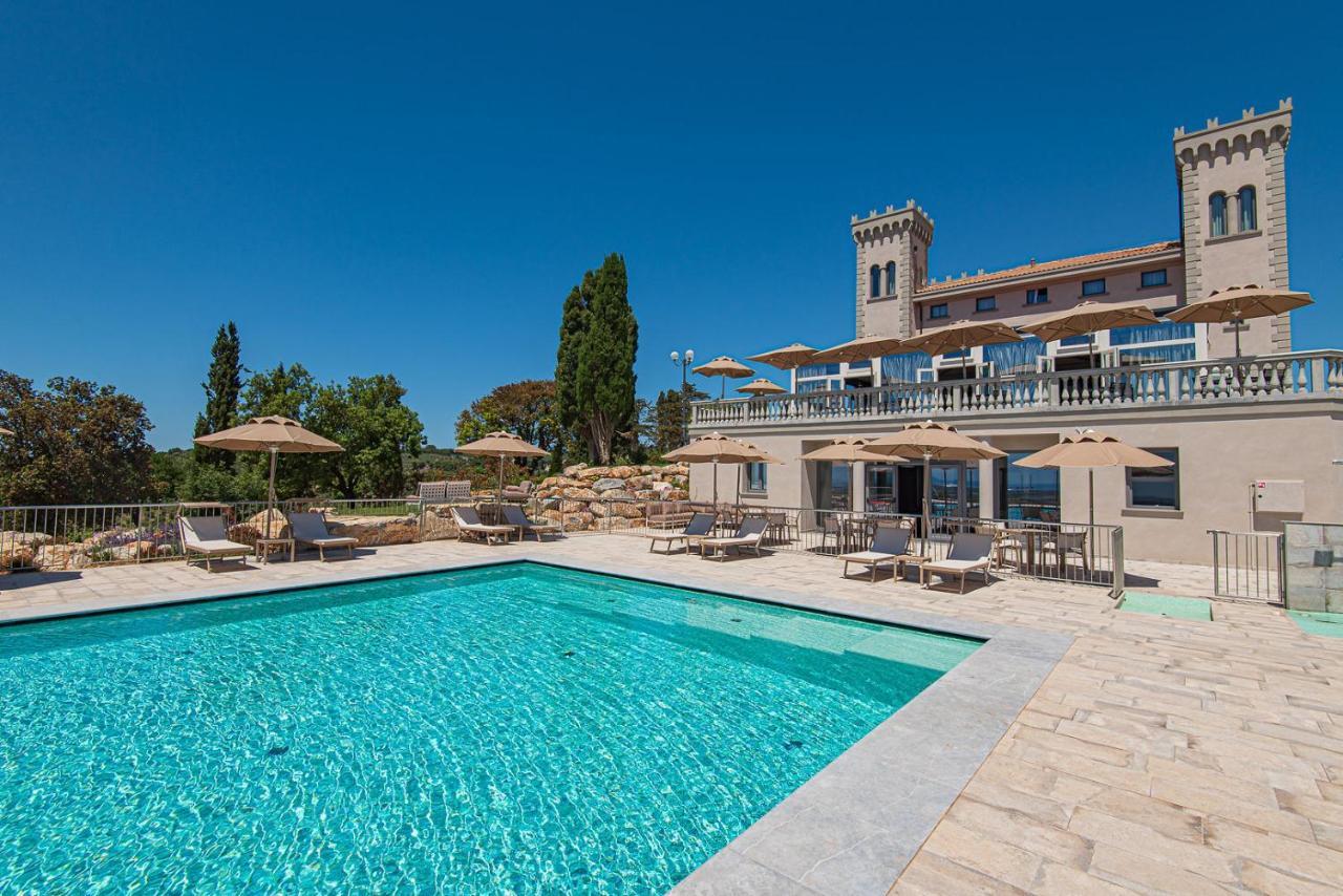 Castello Bonaria Wine & Spa Resort カンピーリア・マリッティマ エクステリア 写真